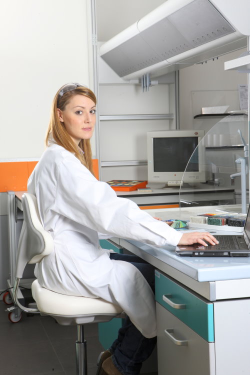 Sillas de laboratorio ergonómicas