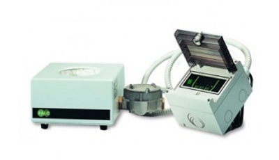 cumplen con las normas CEI 62 – 25 y con las normas europeas IEC 62D – VVG 5 – (seguridad) 8 – 1997. Todos los componentes eléctricos están validados por IMQ